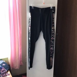 leggings from pink :)